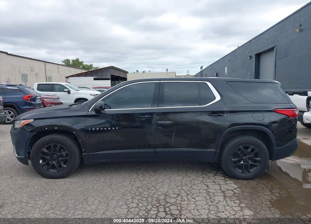 2019 CHEVROLET TRAVERSE LS VIN: 1GNERFKW7KJ284568