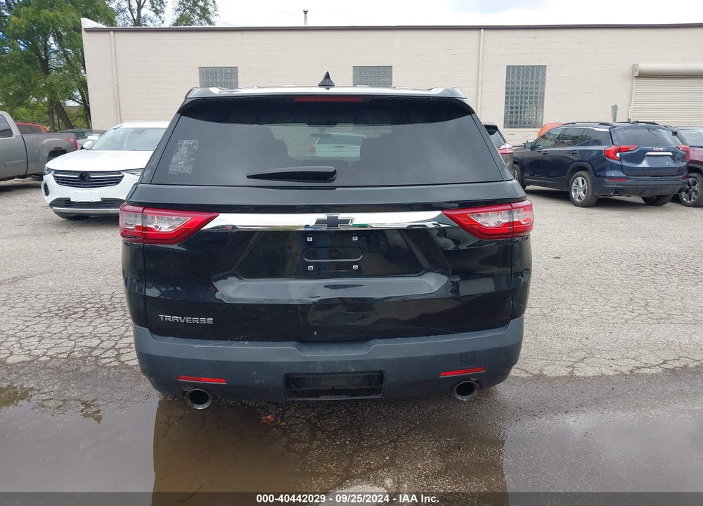2019 CHEVROLET TRAVERSE LS VIN: 1GNERFKW7KJ284568