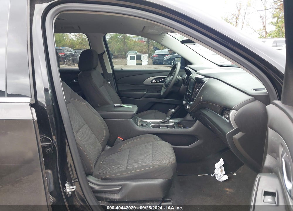 2019 CHEVROLET TRAVERSE LS VIN: 1GNERFKW7KJ284568