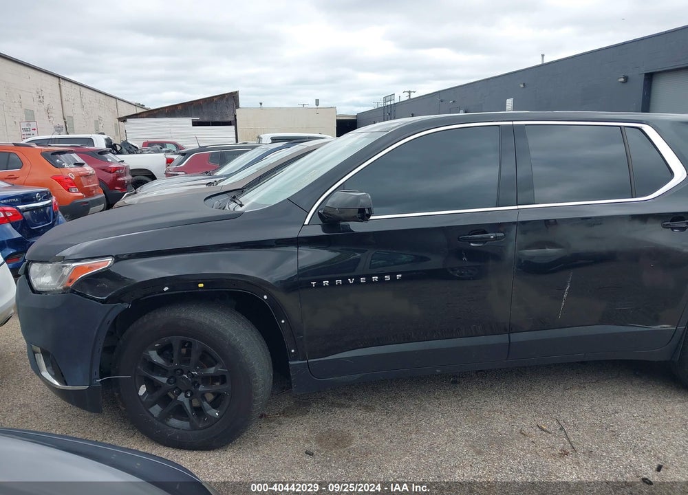 2019 CHEVROLET TRAVERSE LS VIN: 1GNERFKW7KJ284568