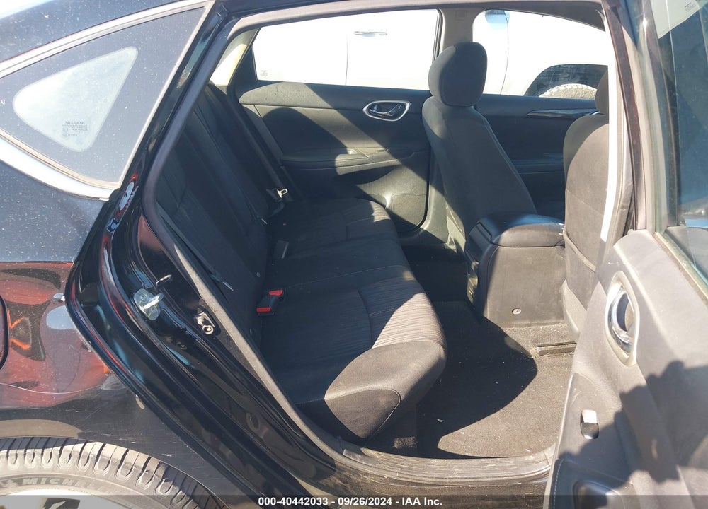 2018 NISSAN SENTRA SV VIN: 3N1AB7AP9JL655767