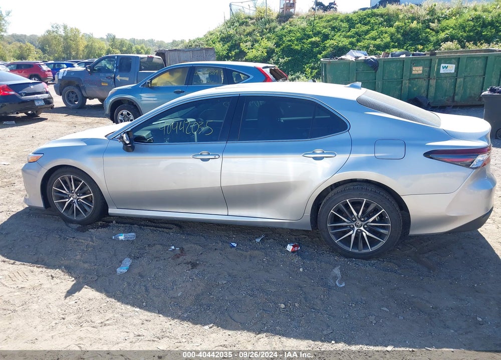 2021 TOYOTA CAMRY XLE AWD VIN: 4T1F11BKXMU040849