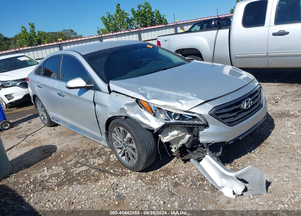 2015 HYUNDAI SONATA SPORT VIN: 5NPE34AF2FH069596