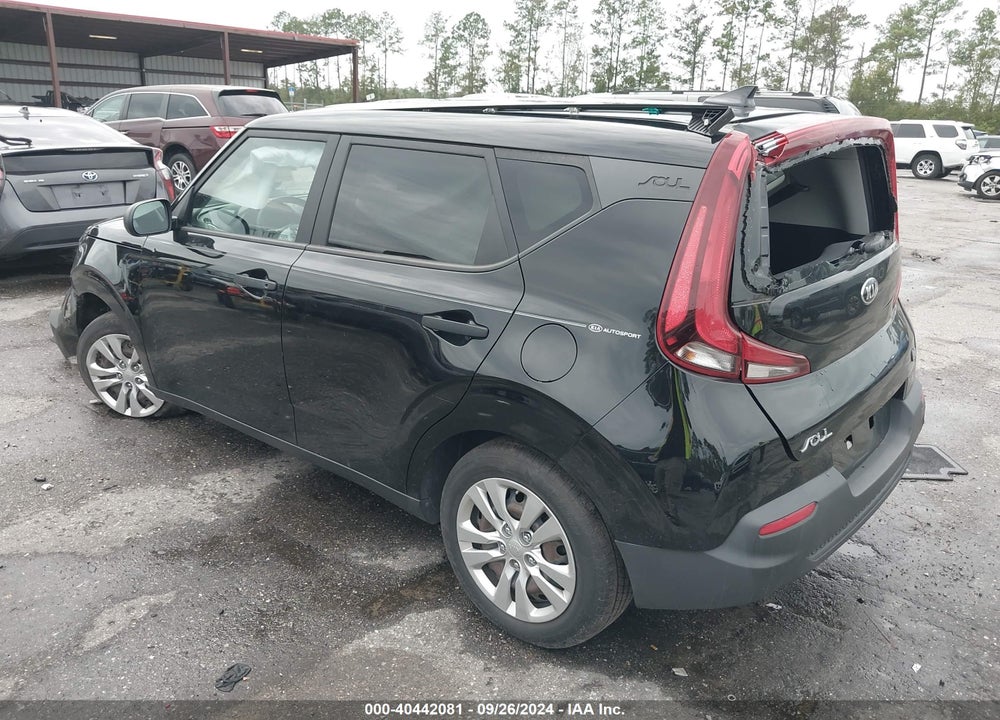 2020 KIA SOUL LX VIN: KNDJ22AU1L7090637