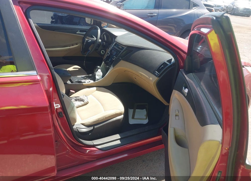2013 HYUNDAI SONATA GLS VIN: 5NPEB4AC1DH568069