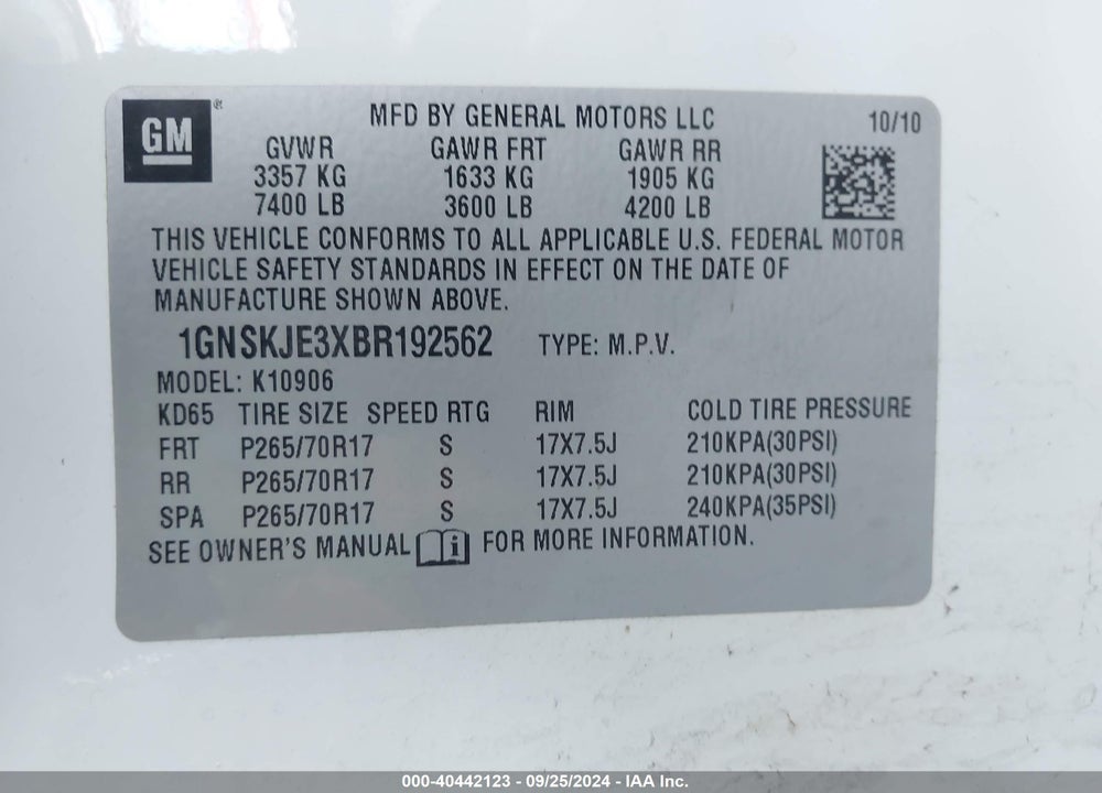 2011 CHEVROLET SUBURBAN 1500 LT1 VIN: 1GNSKJE3XBR192562