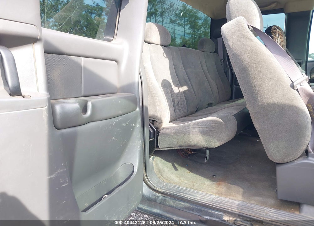 2004 CHEVROLET SILVERADO 1500 LS VIN: 1GCEK19T64E219167
