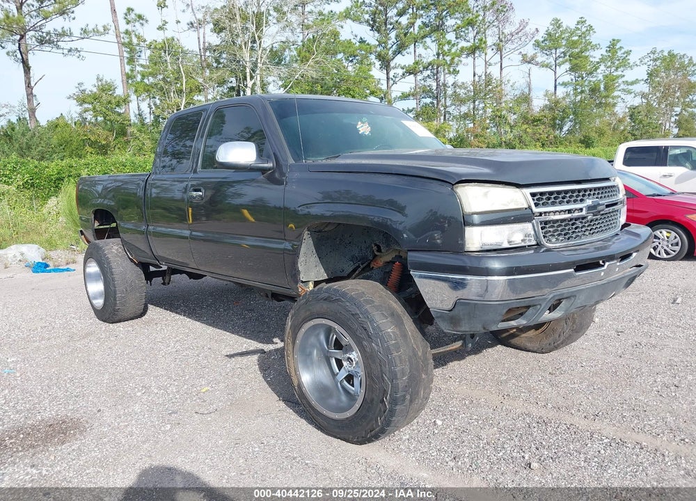 2004 CHEVROLET SILVERADO 1500 LS VIN: 1GCEK19T64E219167