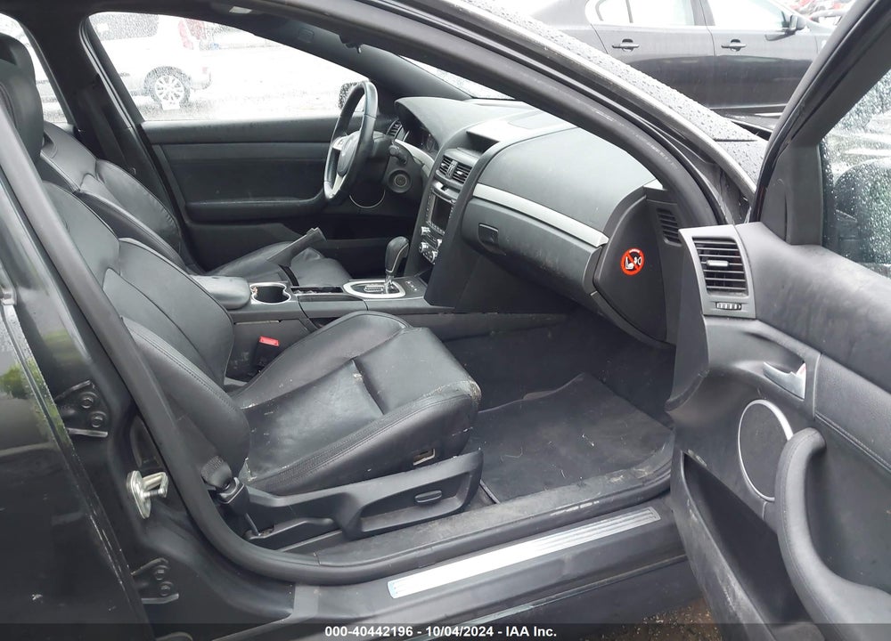 2009 PONTIAC G8 VIN: 6G2ER57769L238532