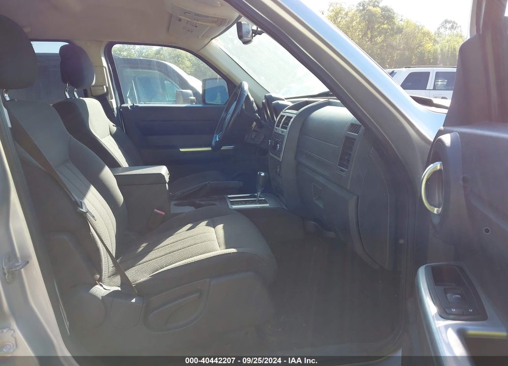 2011 DODGE NITRO SXT VIN: 1D4PU5GK9BW550484