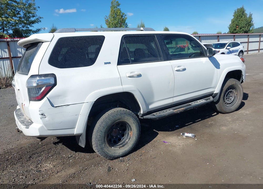 2016 TOYOTA 4RUNNER SR5 VIN: JTEBU5JR2G5305564
