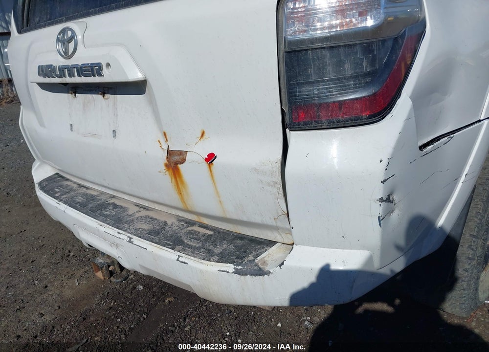 2016 TOYOTA 4RUNNER SR5 VIN: JTEBU5JR2G5305564