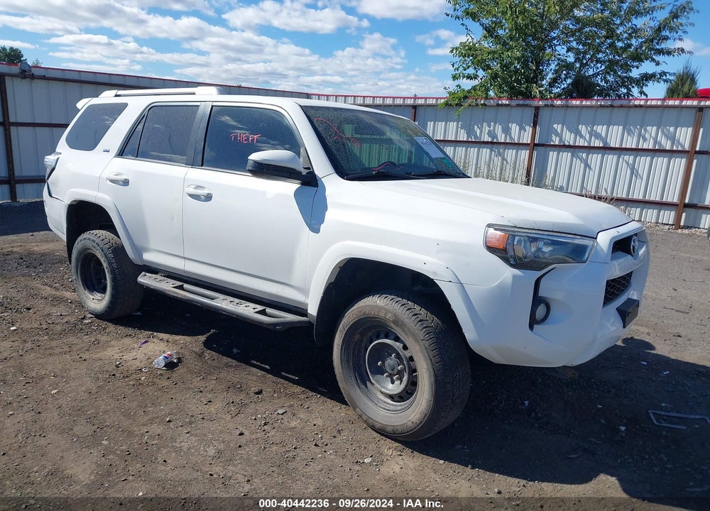 2016 TOYOTA 4RUNNER SR5 VIN: JTEBU5JR2G5305564