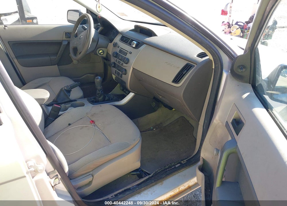 2009 FORD FOCUS S VIN: 1FAHP34N99W112768
