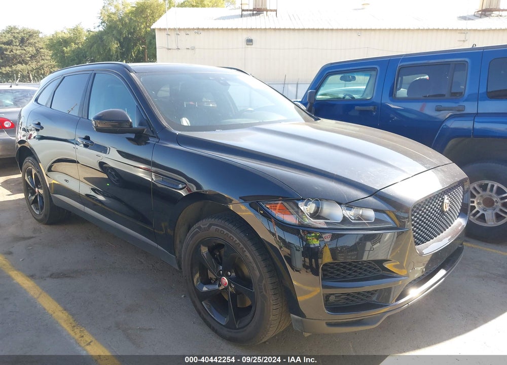 2018 JAGUAR F-PACE 30T PREMIUM VIN: SADCJ2GX3JA285351