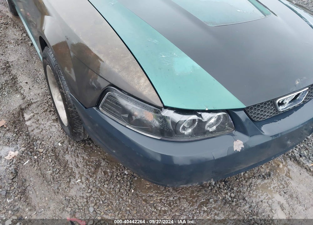 2000 FORD MUSTANG VIN: 1FAFP404XYF128552