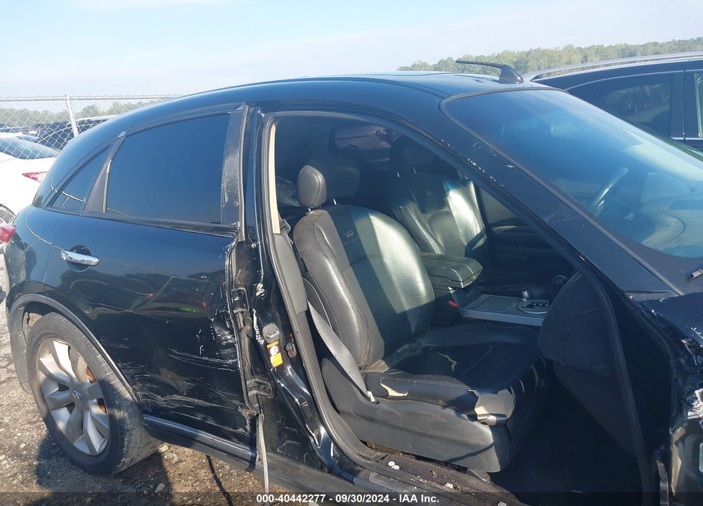 2003 INFINITI FX35 VIN: JNRAS08U33X000849