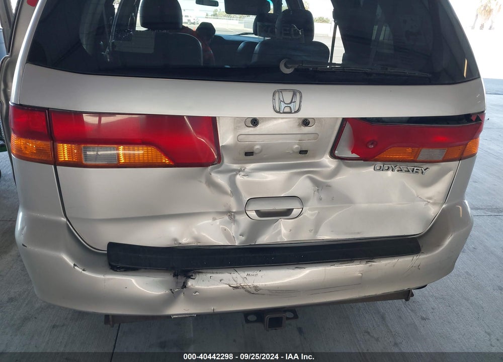 2002 HONDA ODYSSEY EX-L VIN: 5FNRL189X2B030411