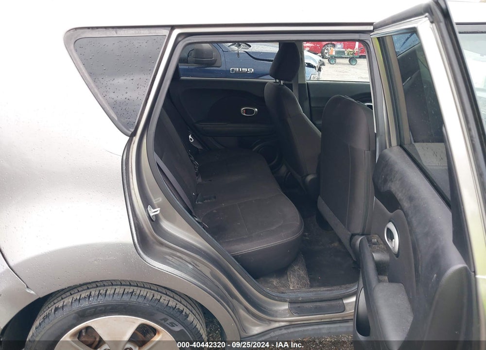 2015 KIA SOUL VIN: KNDJN2A22F7202145