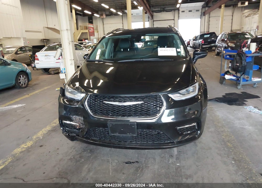 2022 CHRYSLER PACIFICA TOURING L VIN: 2C4RC1BG9NR211869