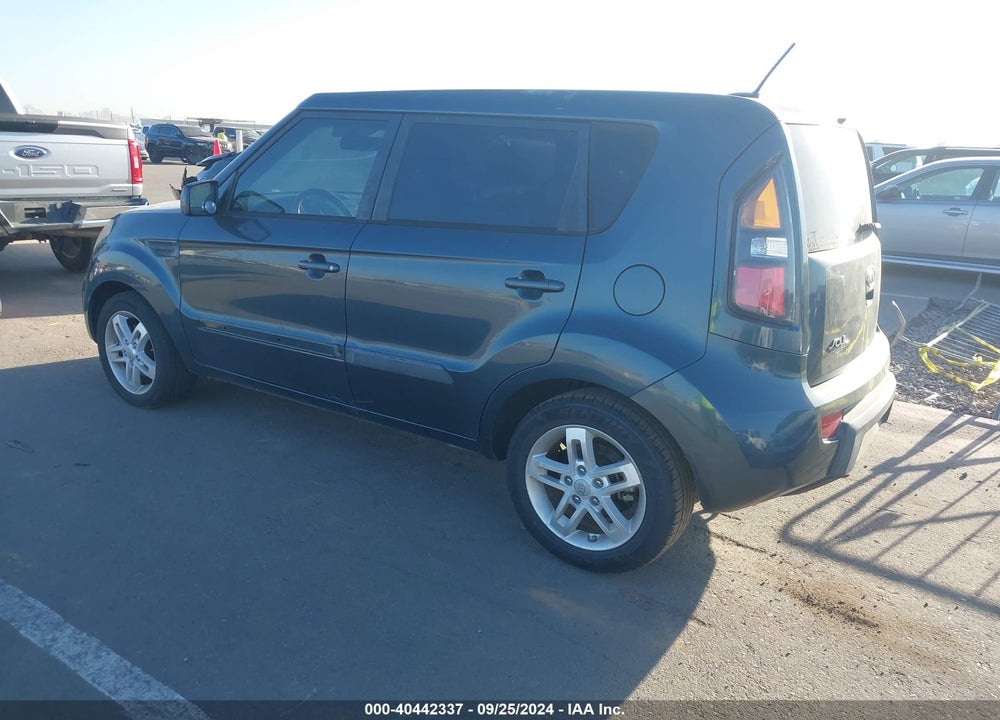 2011 KIA SOUL VIN: KNDJT2A21B7242135