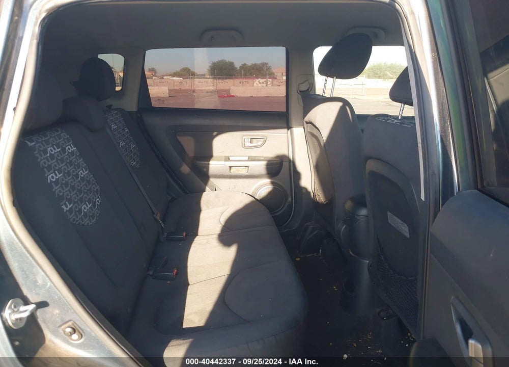 2011 KIA SOUL VIN: KNDJT2A21B7242135