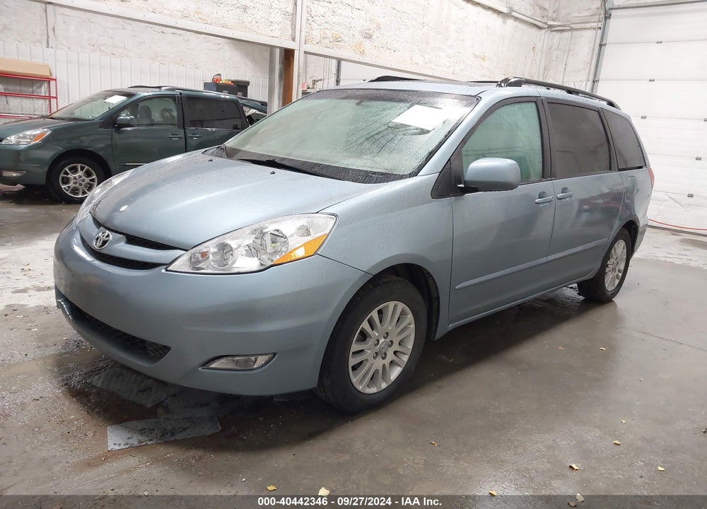 2007 TOYOTA SIENNA XLE VIN: 5TDBK22C57S002811