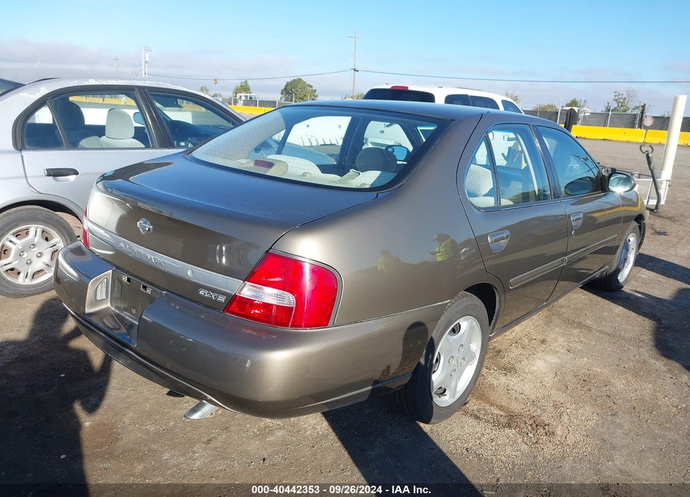 2001 NISSAN ALTIMA GXE VIN: 1N4DL01D31C140883