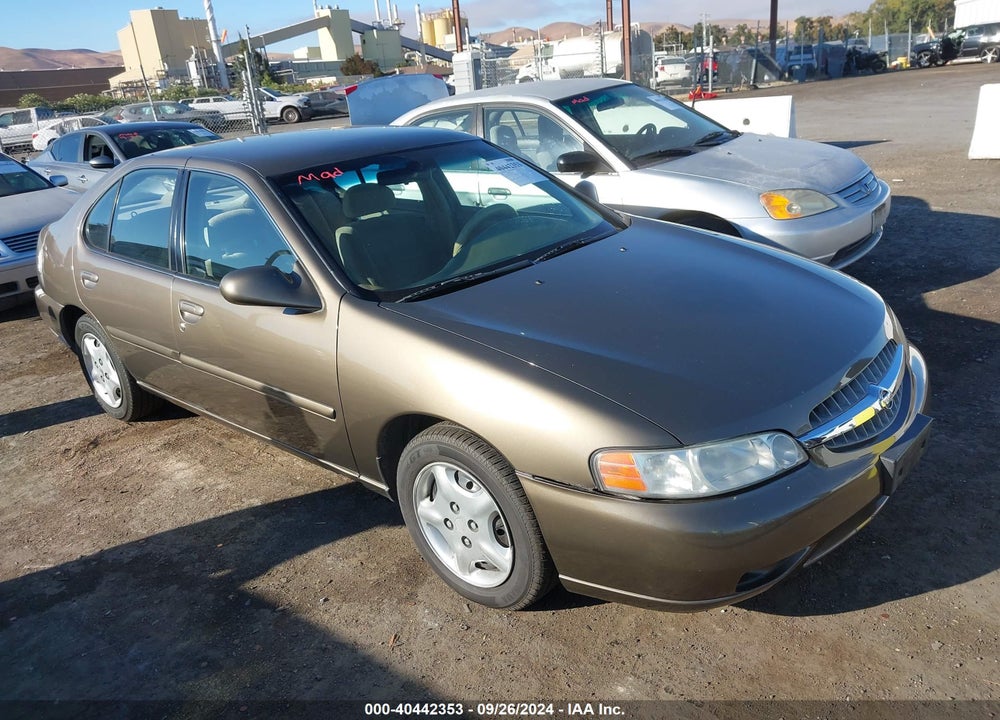 2001 NISSAN ALTIMA GXE VIN: 1N4DL01D31C140883