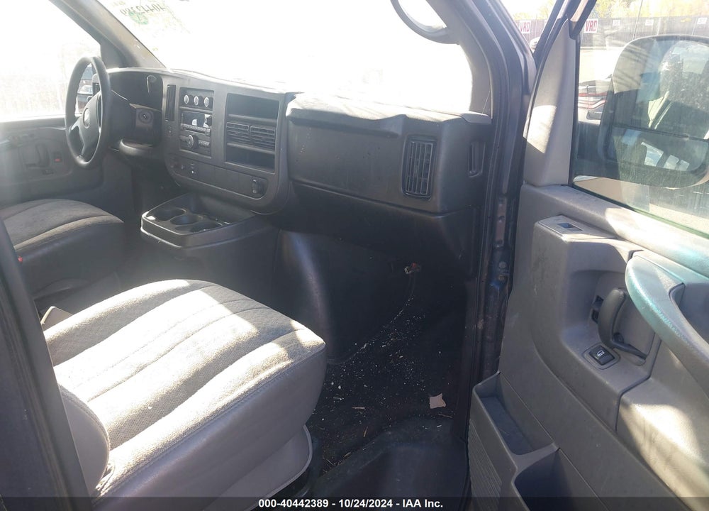 2008 CHEVROLET EXPRESS LS VIN: 1GAHG39K081180325