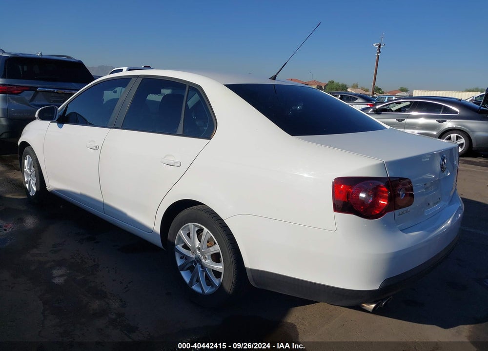 2010 VOLKSWAGEN JETTA LIMITED EDITION VIN: 3VWRZ7AJ7AM153595