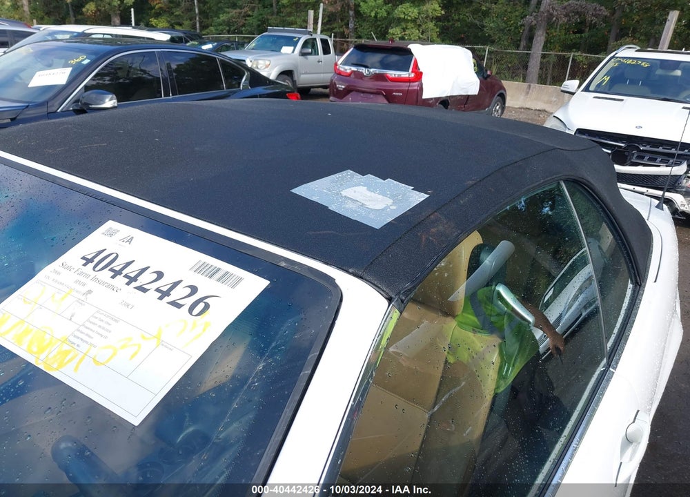 2006 BMW 330CI VIN: WBABW53416PZ40114