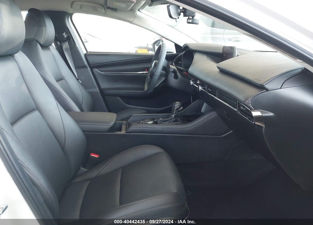 2019 MAZDA 3 SELECT PACKAGE VIN: 3MZBPAAL9KM105460