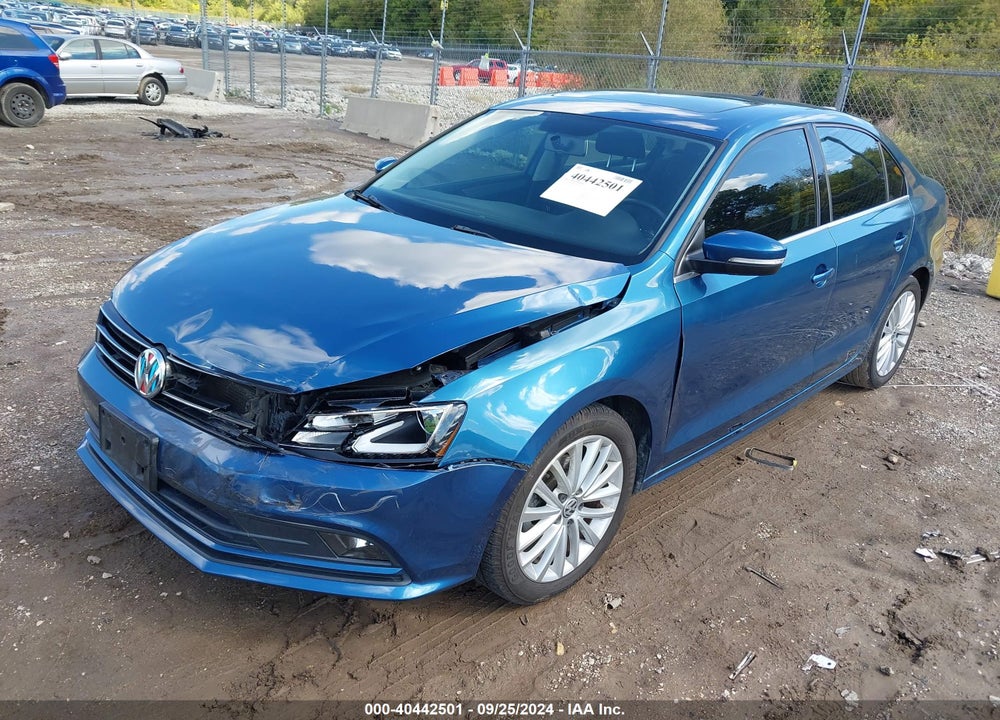 2015 VOLKSWAGEN JETTA 1.8T SE VIN: 3VWD07AJXFM312637