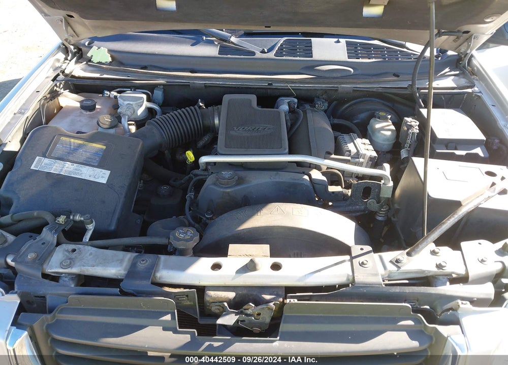 2005 GMC ENVOY XL SLE VIN: 1GKET16S356164461