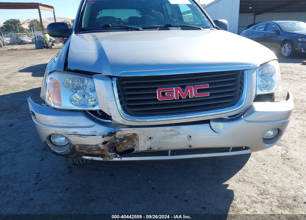 2005 GMC ENVOY XL SLE VIN: 1GKET16S356164461