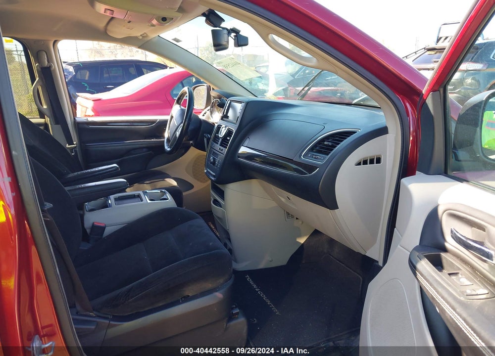 2014 CHRYSLER TOWN & COUNTRY TOURING VIN: 2C4RC1BG7ER344582
