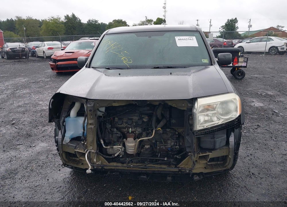 2014 HONDA PILOT LX VIN: 5FNYF4H28EB026644