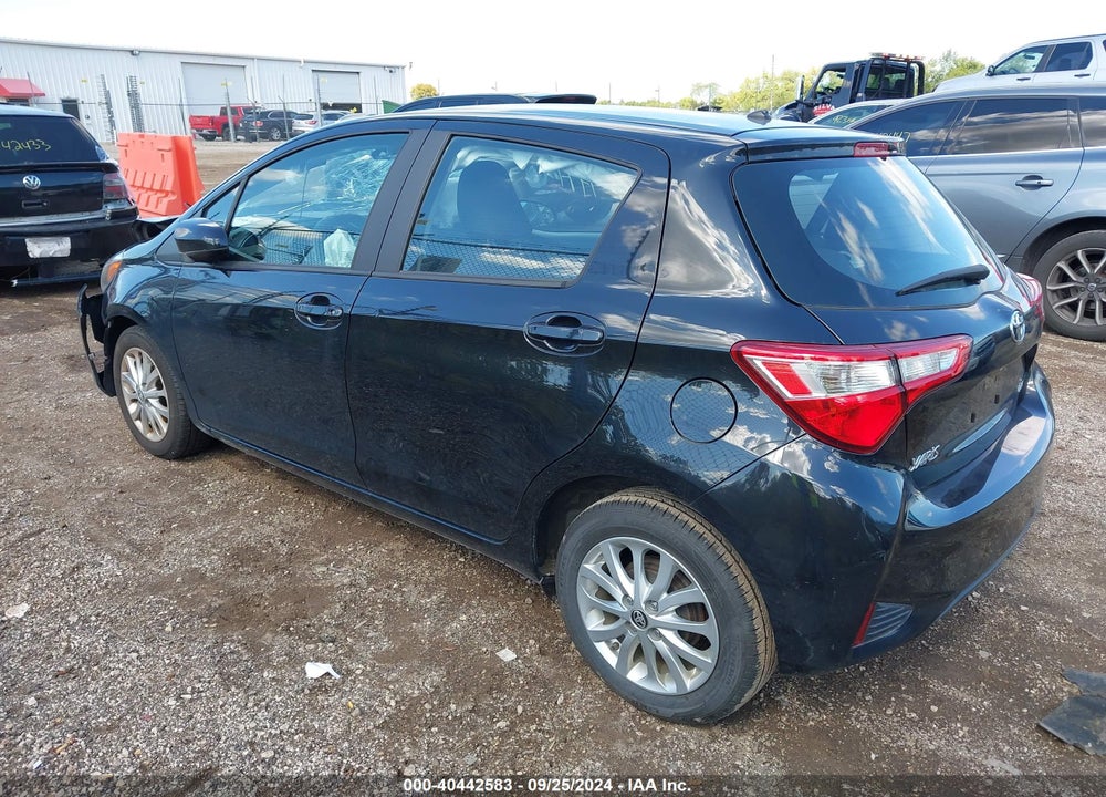 2018 TOYOTA YARIS LE VIN: VNKKTUD38JA095938