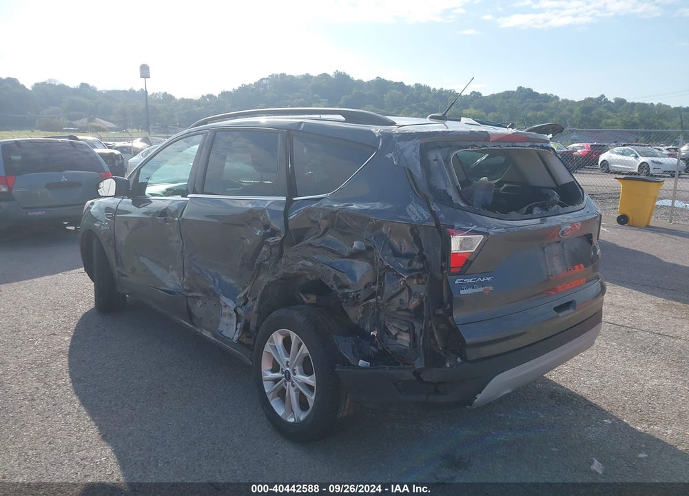 2018 FORD ESCAPE SE VIN: 1FMCU0GD1JUB43037