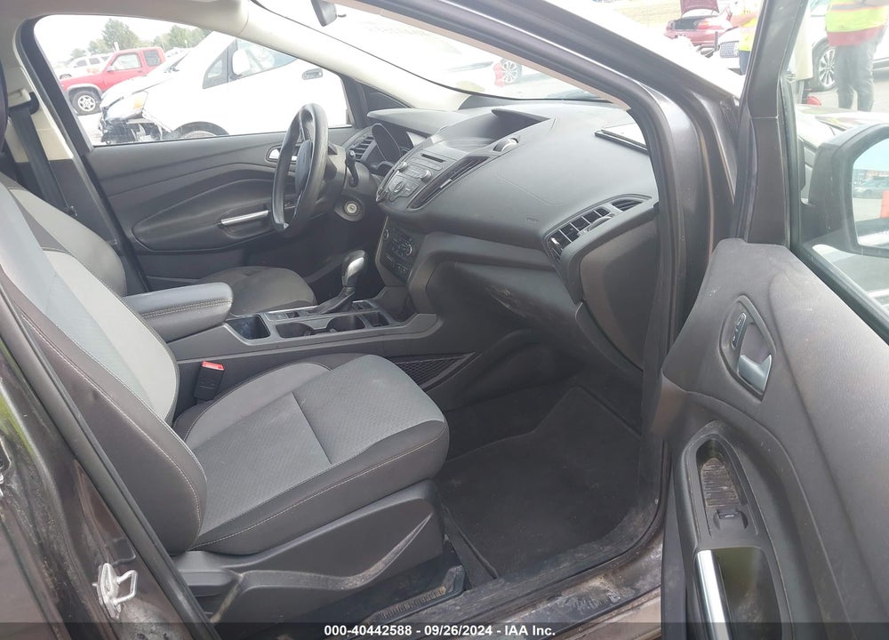 2018 FORD ESCAPE SE VIN: 1FMCU0GD1JUB43037