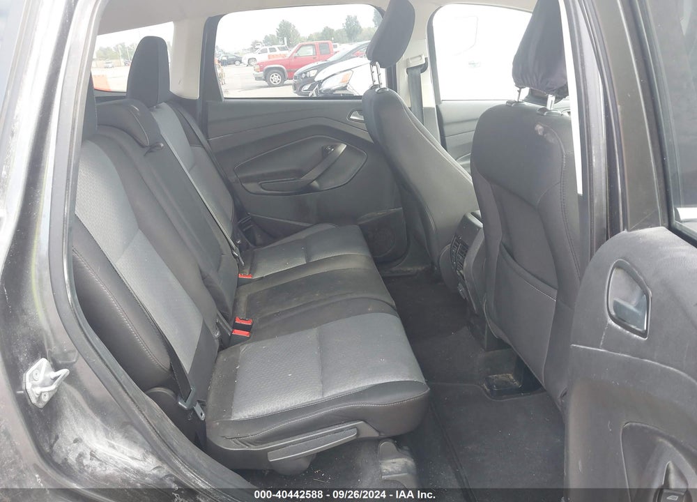 2018 FORD ESCAPE SE VIN: 1FMCU0GD1JUB43037
