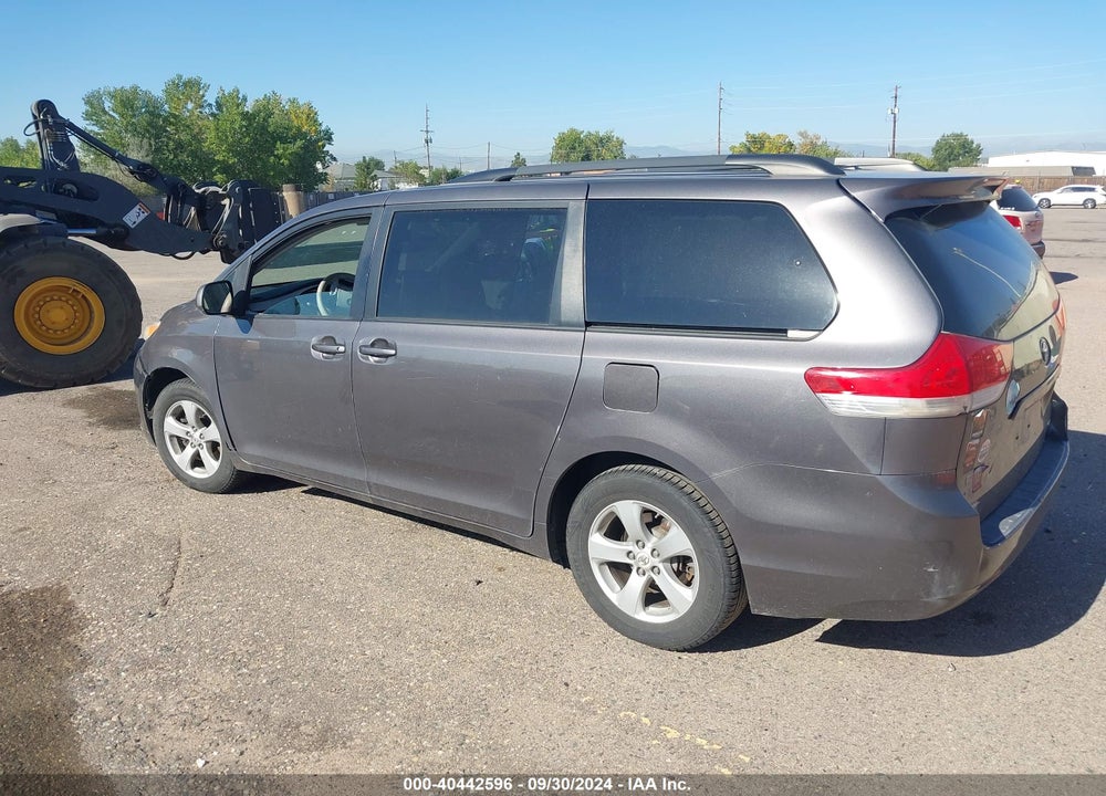 2012 TOYOTA SIENNA LE V6 8 PASSENGER VIN: 5TDKK3DC1CS212819
