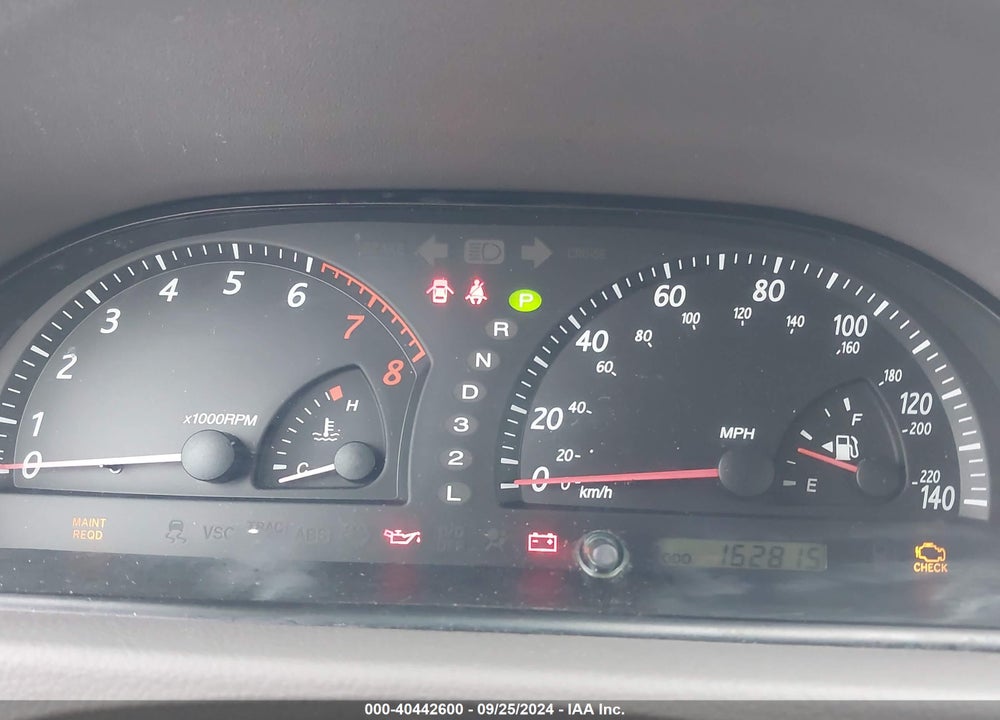 2004 TOYOTA CAMRY XLE V6 VIN: 4T1BF32K14U066820