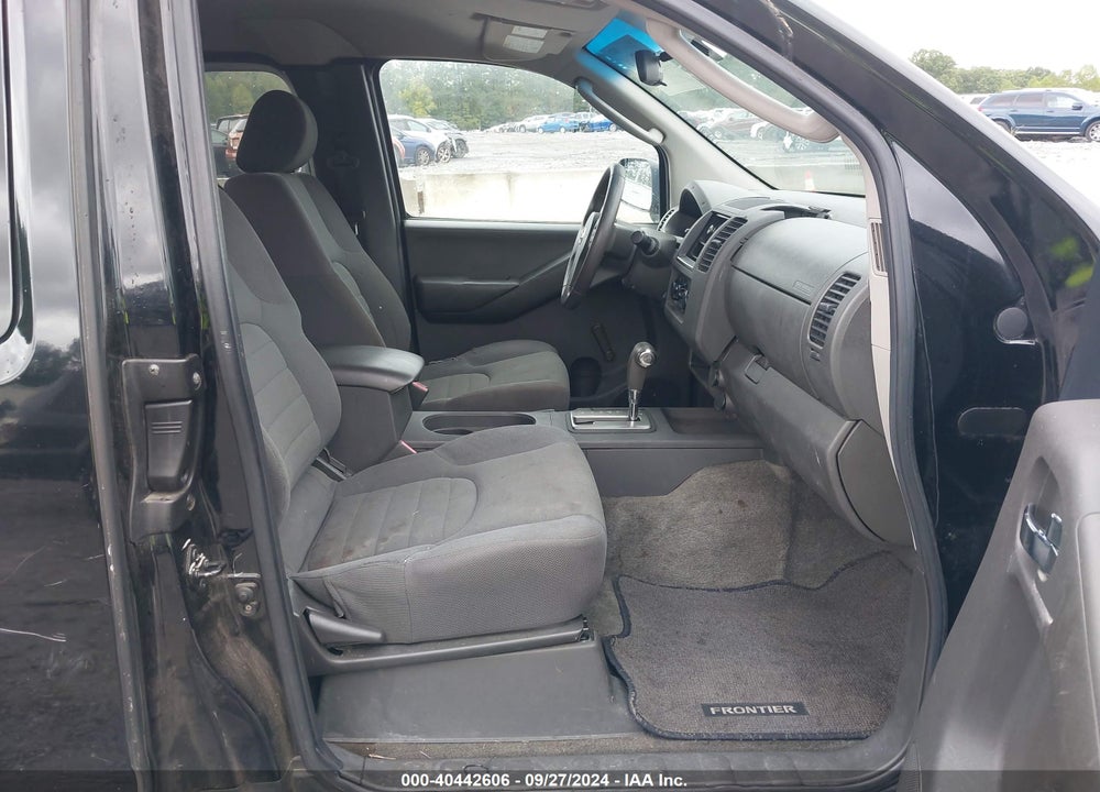 2005 NISSAN FRONTIER XE VIN: 1N6BD06T95C434368