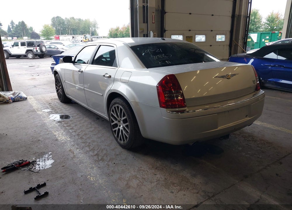 2007 CHRYSLER 300C VIN: 2C3KA63H37H898582