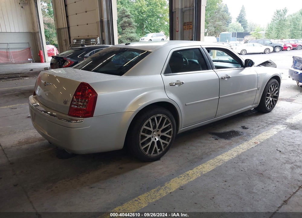 2007 CHRYSLER 300C VIN: 2C3KA63H37H898582