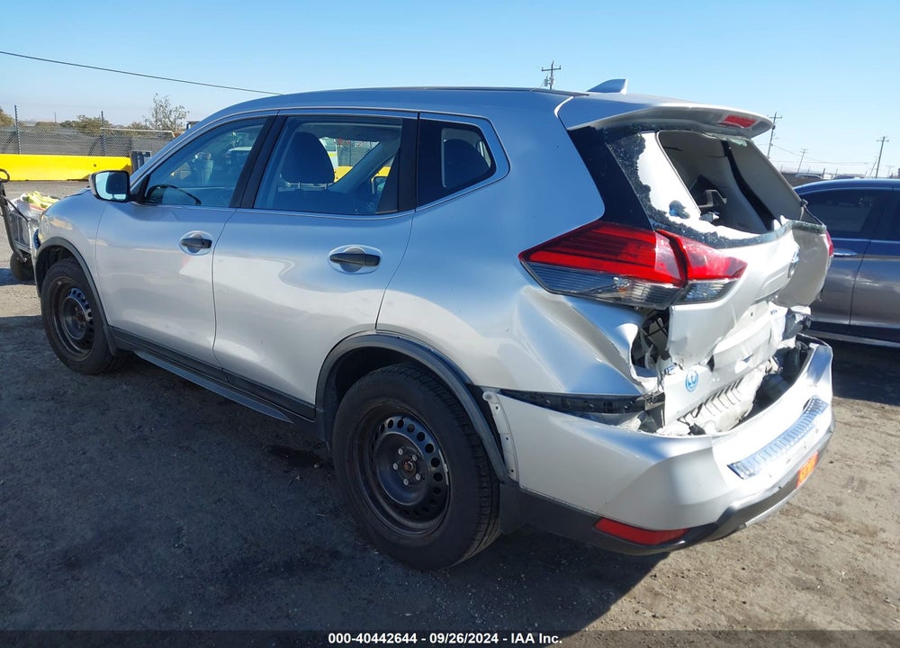 2017 NISSAN ROGUE S VIN: JN8AT2MV5HW025390