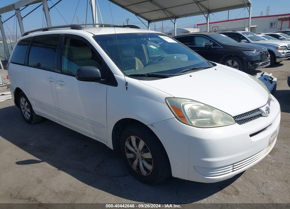 2004 TOYOTA SIENNA LE VIN: 5TDZA23C74S156934