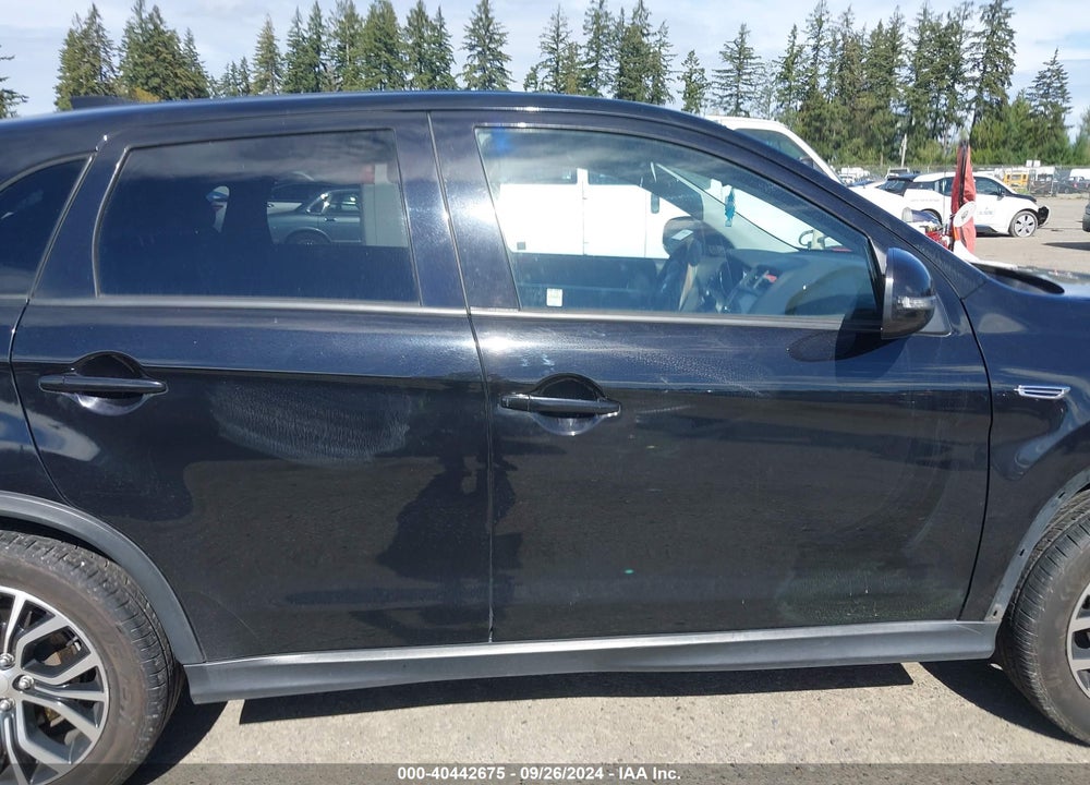 2018 MITSUBISHI OUTLANDER SPORT 2.4 SE VIN: JA4AR3AW4JU003115